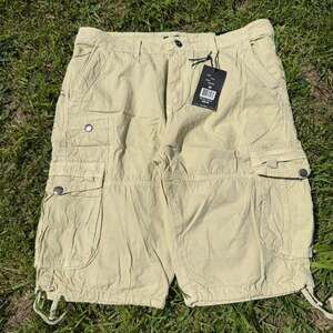 Blu Rock New York Y2K Cargo Shorts Light Khaki Size 36